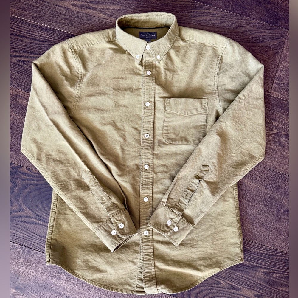 L.L. Bean Signature Olive Button Down Shirt Slim Fit Small Minimalist